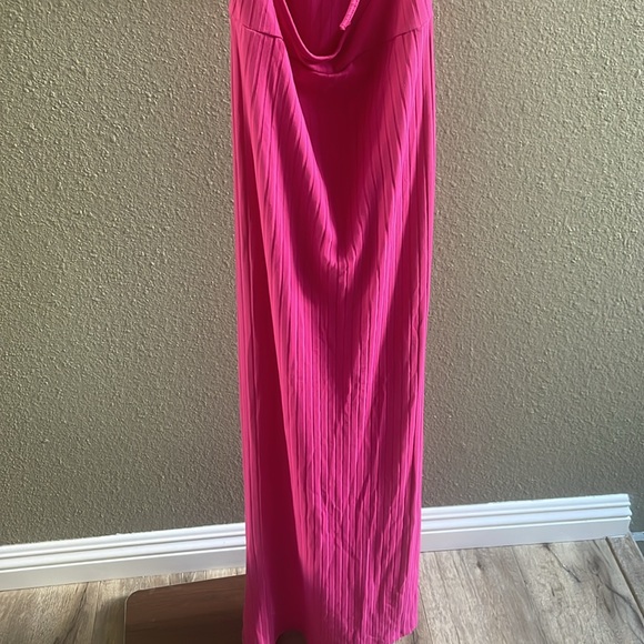 Verdusa hot pink long haulter dress size small - Picture 6 of 7